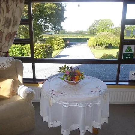 Hillcrest Country 4*